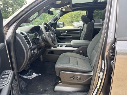 New 2026 RAM 1500 Big Horn AWD/4WD image 17