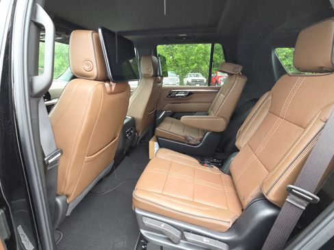 New 2026 Chevrolet Tahoe High Country AWD/4WD image 29