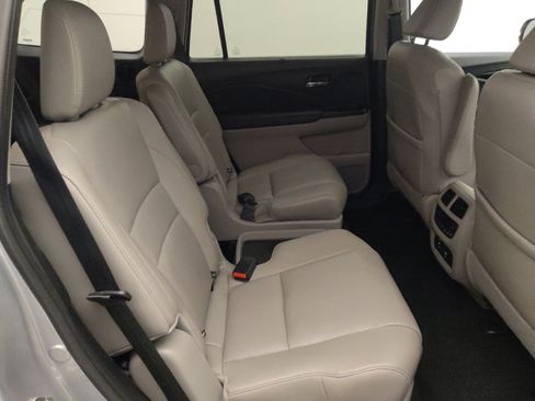 Used 2018 Honda Pilot Elite image 19