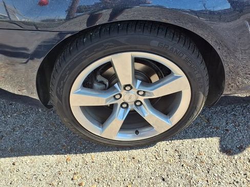 Used 2011 Chevrolet Camaro LT RWD image 7