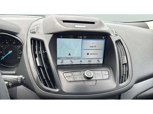Used 2017 Ford Escape SE w/ Equipment Group 201A AWD/4WD image 16