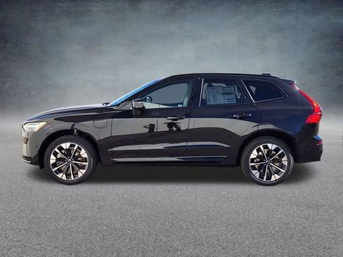 New 2026 Volvo XC60 T8 Ultra w/ Climate Package AWD/4WD image 4