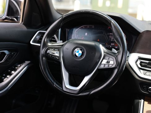 Used 2020 BMW 330i Sedan w/ Convenience Package RWD image 32