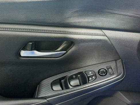 Used 2024 Nissan Sentra SV image 15