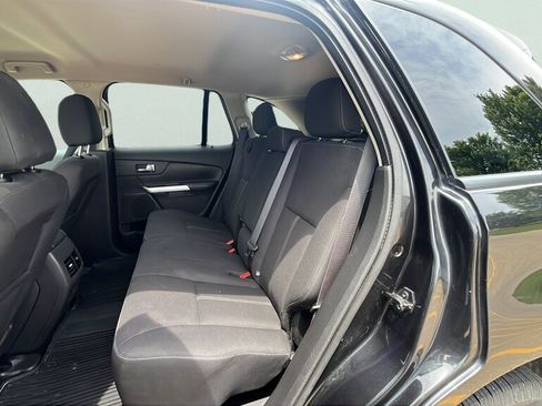 Used 2014 Ford Edge SE FWD image 16