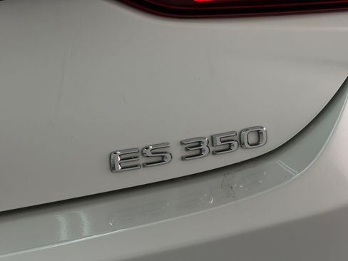 Used 2021 Lexus ES 350 w/ Accessory Package FWD image 26