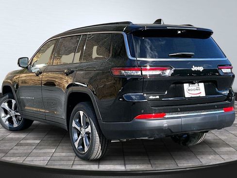 New 2025 Jeep Grand Cherokee L Limited w/ Luxury Tech Group II AWD/4WD image 3