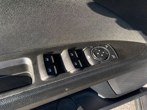 Used 2020 Ford Fusion SE image 24