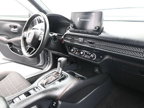Certified 2025 Honda HR-V Sport image 23