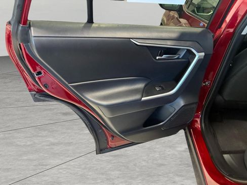 Used 2024 Toyota RAV4 XLE image 18