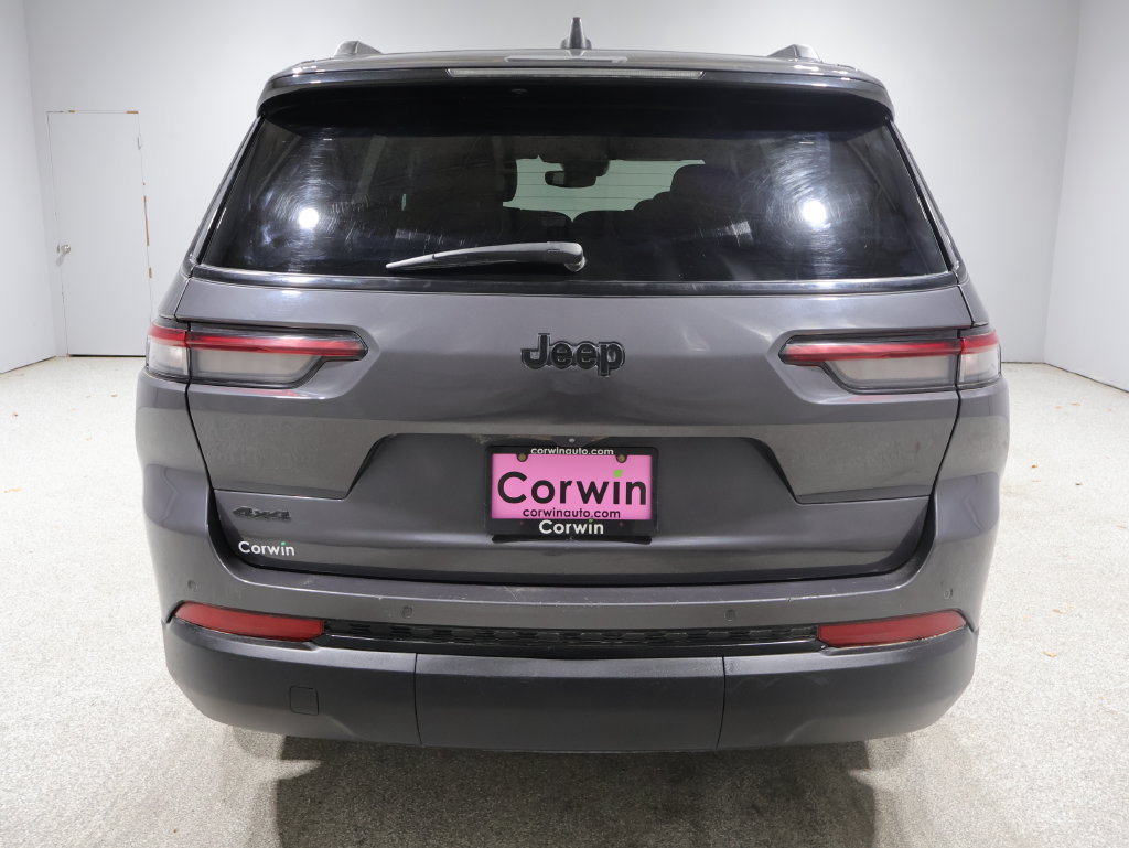 Used 2024 Jeep Grand Cherokee L Altitude AWD/4WD image 3