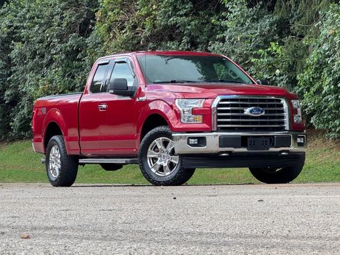 Used 2017 Ford F150 XLT w/ Equipment Group 301A Mid AWD/4WD image 2