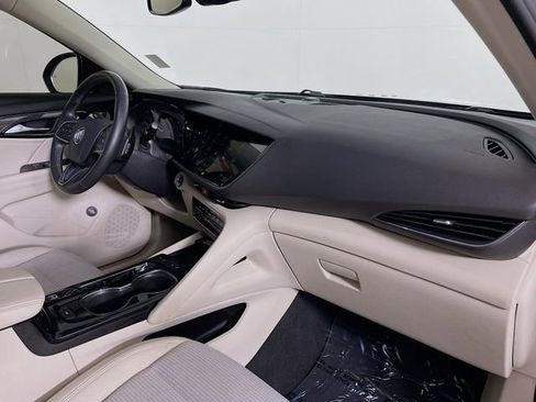 Used 2022 Buick Envision Preferred image 38