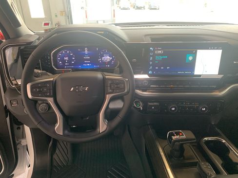 New 2026 Chevrolet Silverado 1500 RST w/ Convenience Package II AWD/4WD image 15