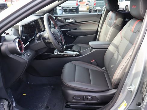 New 2026 Chevrolet Trax RS w/ Driver Confidence Package image 5