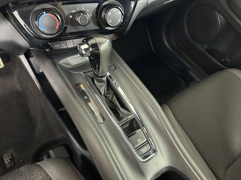 Used 2022 Honda HR-V Sport image 20