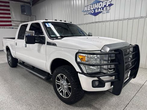 Used 2015 Ford F250 Platinum AWD/4WD image 2
