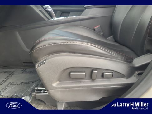 Used 2015 Chevrolet Equinox LTZ image 14