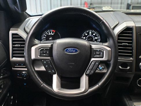Used 2021 Ford Expedition XLT RWD image 8