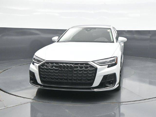 Used 2024 Audi A8 L 3.0T AWD/4WD image 2