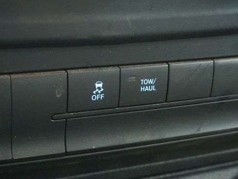 Used 2015 RAM 1500 Express image 27