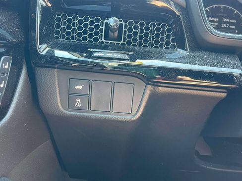 Used 2024 Honda CR-V EX-L image 22