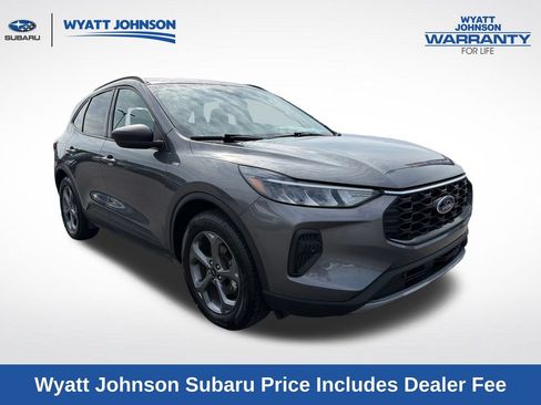Used 2025 Ford Escape ST-Line FWD image 13