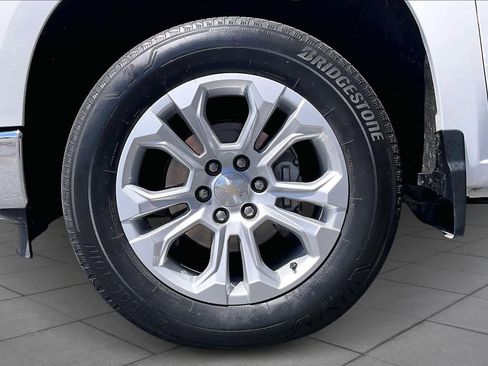 Used 2023 Chevrolet Silverado 1500 LTZ image 10