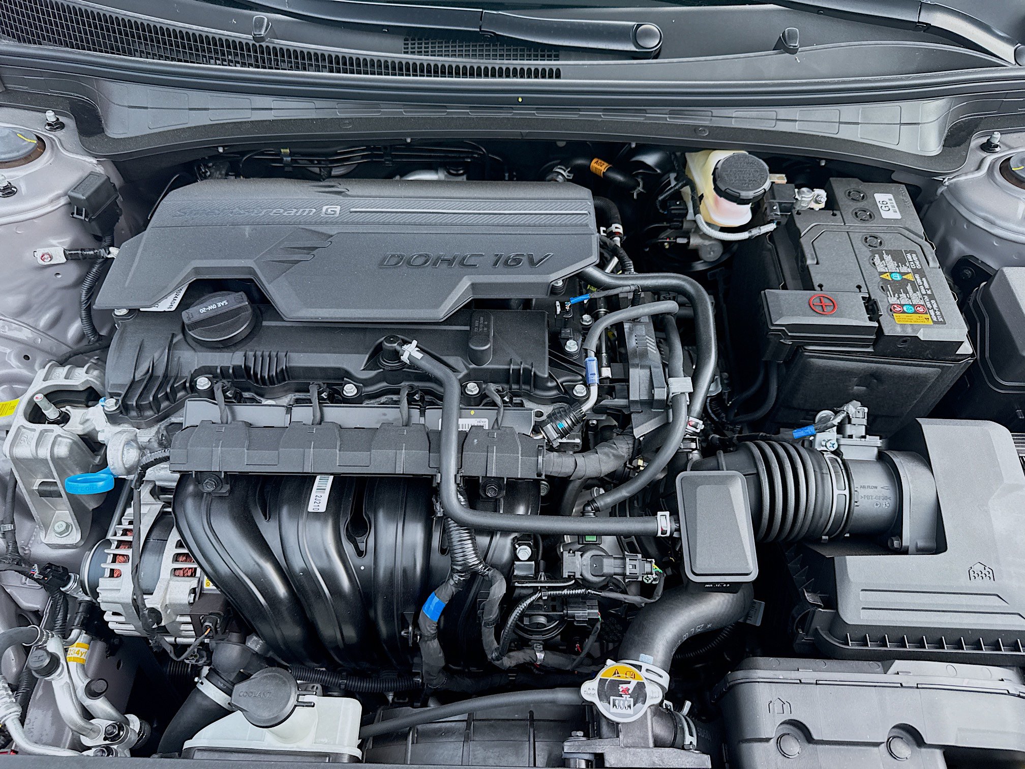New 2026 Hyundai Elantra Sport FWD image 22