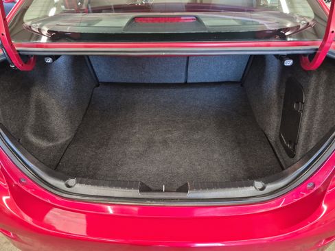 Used 2014 MAZDA MAZDA3 i Touring w/ Technology Package FWD image 15