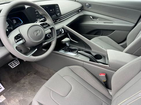 New 2026 Hyundai Elantra Sport FWD image 12