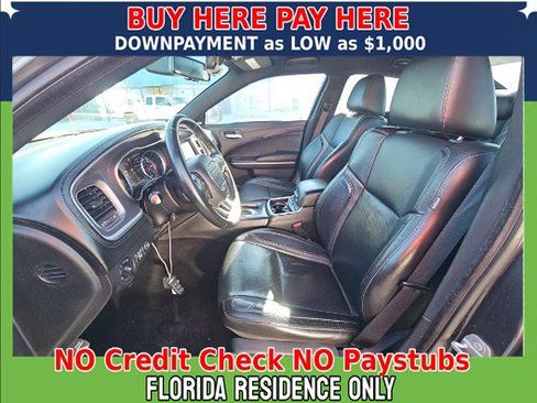 Used 2019 Dodge Charger SXT w/ Plus Group RWD image 9