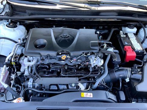 Used 2022 Toyota Camry SE w/ Carpet Mat Package (TMS) FWD image 31