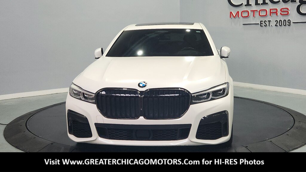 Used 2022 BMW 750i xDrive w/ Executive Package AWD/4WD image 4
