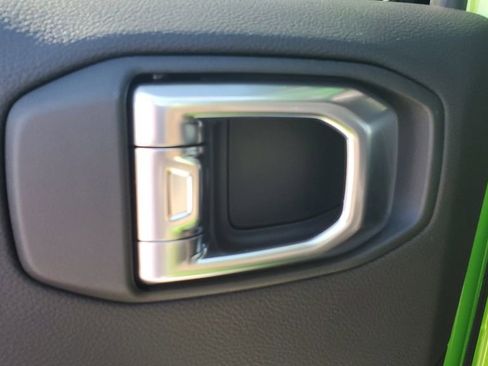 New 2026 Jeep Wrangler Unlimited Rubicon image 18