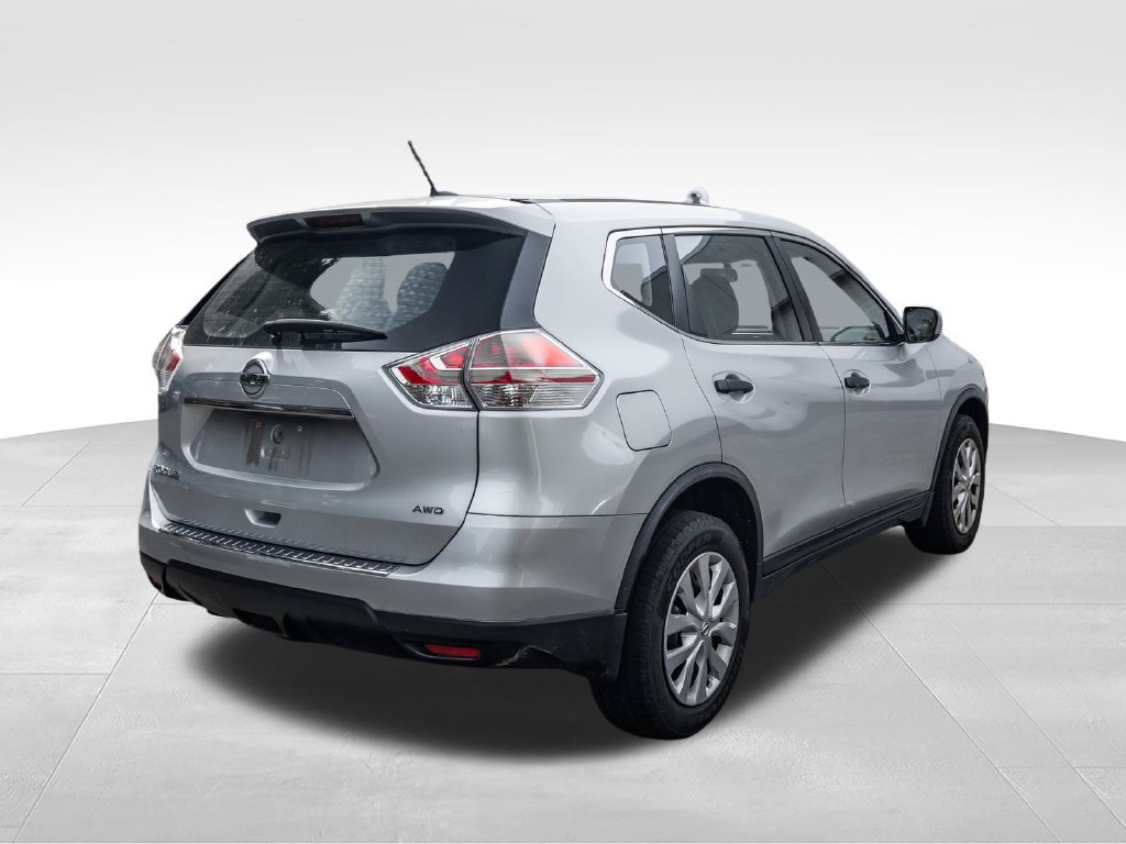 Used 2016 Nissan Rogue S AWD/4WD image 4