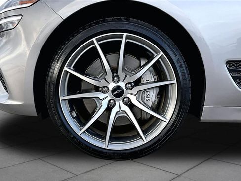 Used 2025 Genesis G70 2.5T RWD image 21