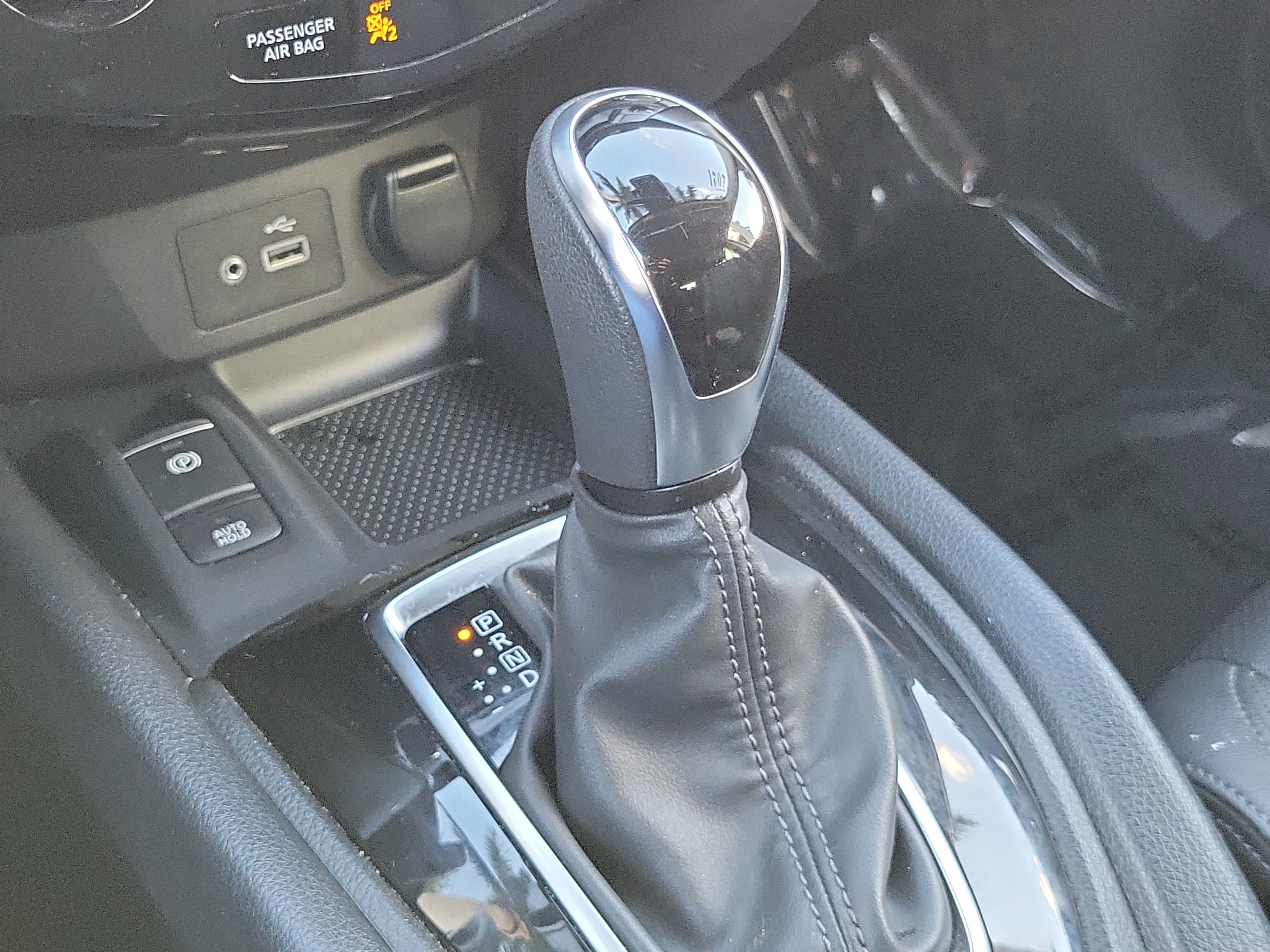 Used 2021 Nissan Rogue Sport SL w/ Premium Package FWD image 28