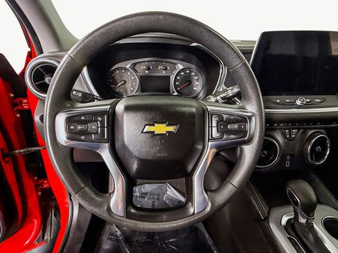 Used 2024 Chevrolet Blazer LT image 42