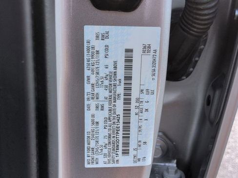 Used 2023 Ford F350 Lariat w/ Lariat Ultimate Package image 32