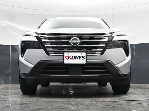 Used 2025 Nissan Rogue SV AWD/4WD image 53