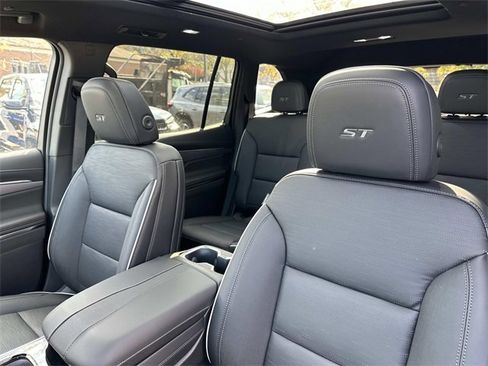 New 2026 Buick Enclave Sport Touring w/ Power Package image 12