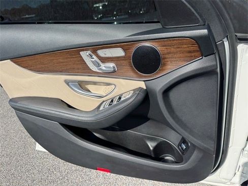 Used 2020 Mercedes-Benz C 300 4MATIC Sedan image 17