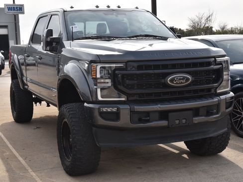 Used 2020 Ford F250 Lariat image 4