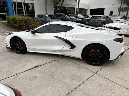 Used 2024 Chevrolet Corvette Stingray Coupe w/ 1LT RWD image 32