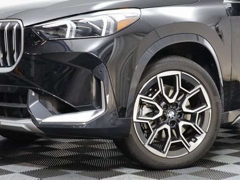 Certified 2025 BMW X1 xDrive28i w/ Technology Package image 3