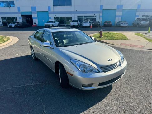 Used 2004 Lexus ES 330 FWD image 19