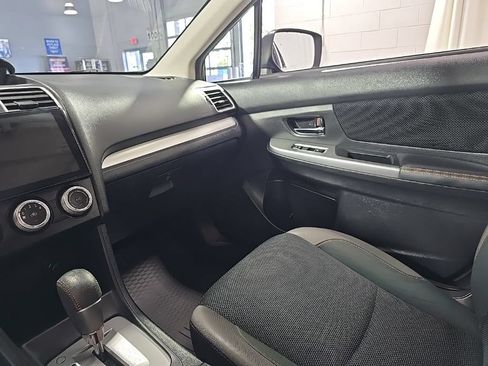 Used 2016 Subaru Crosstrek 2.0i Premium AWD/4WD image 28