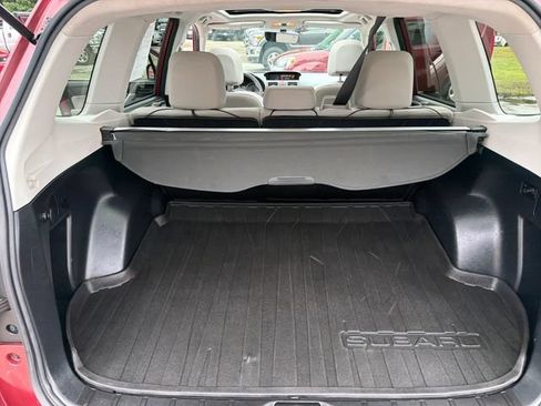 Used 2017 Subaru Forester 2.5i Premium w/ All-Weather Package AWD/4WD image 23