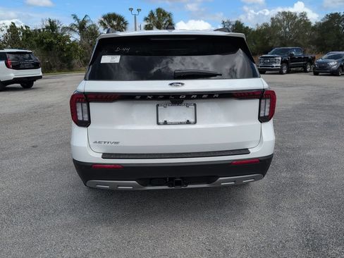 New 2026 Ford Explorer Active w/ Active Comfort Package RWD image 4